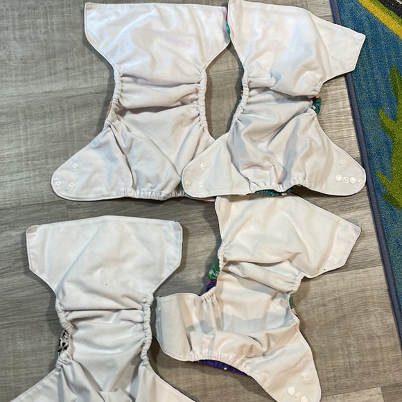 4 Pack Reusable Diapers - Picture 5 of 10